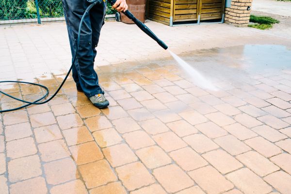 Cost of Pavement Staining in Escondido